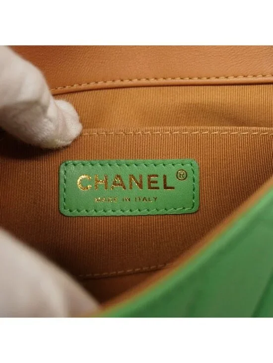 Chanel Shoulder Bag Mini Quilted Lambskin Green Champagne Gold - Picture 5 of 10